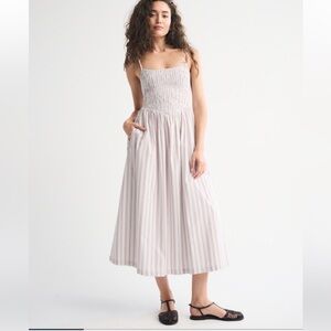 Abercrombie Dipped waist smocked Midi Dress